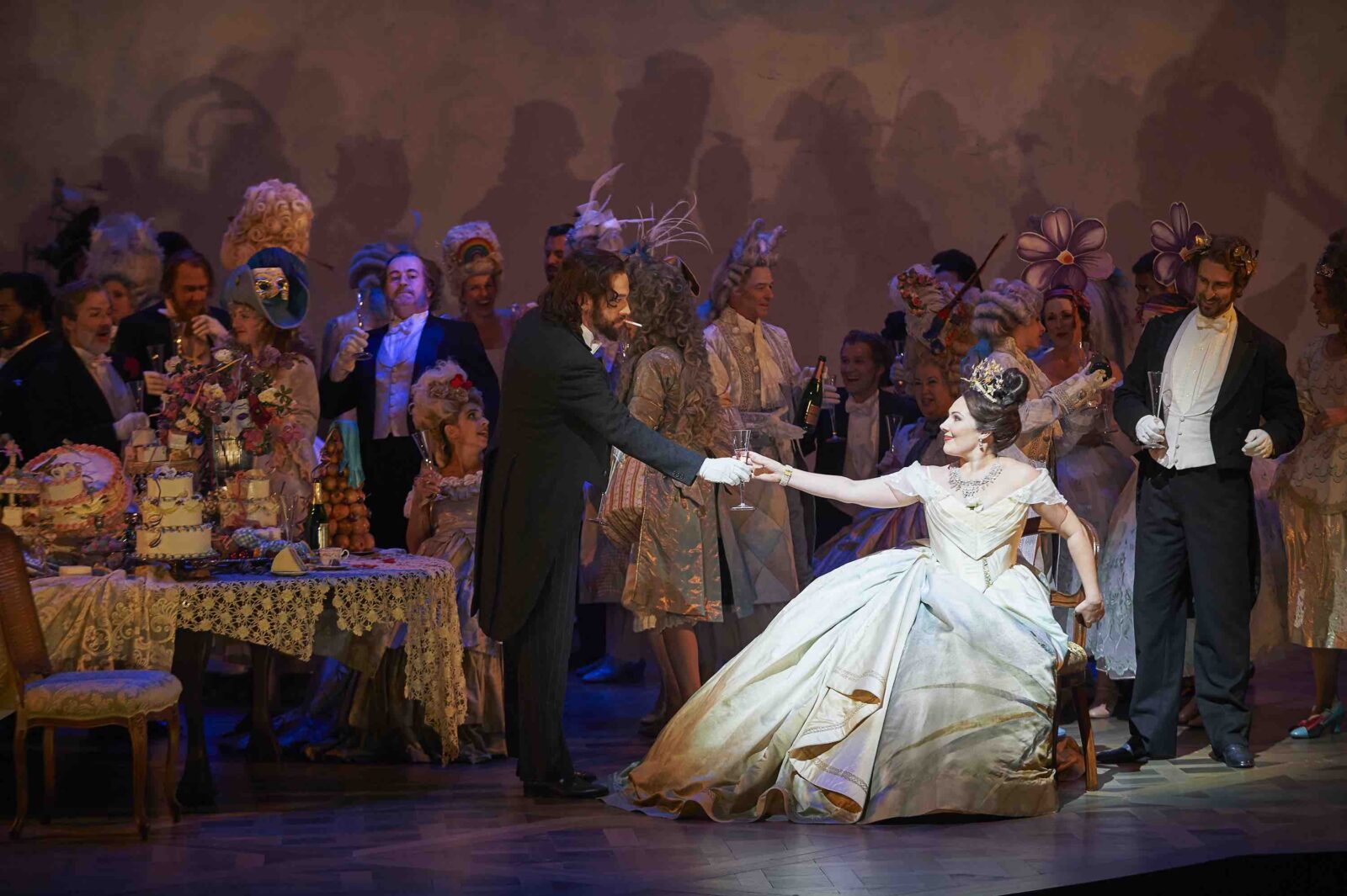La Traviata-Michael Cooper the Canadian Opera Company returns